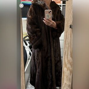 Beautiful full length MINK COAT SIZE 14+